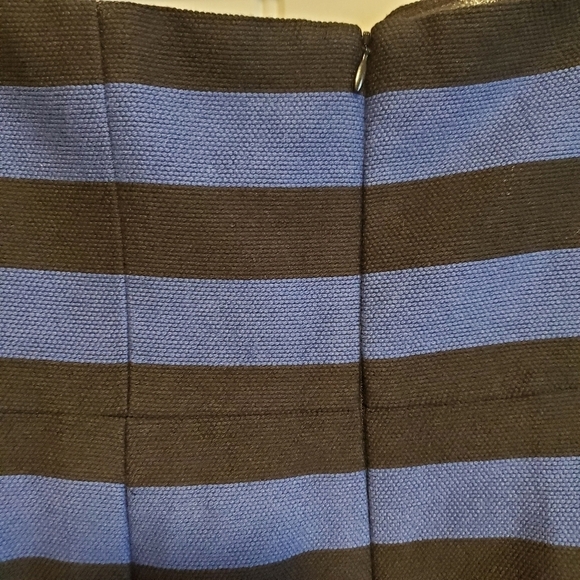 Trina Turk Black and Blue Striped Strapless Dress Size 8 - Picture 6 of 9